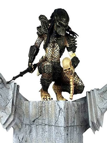Predator 2 Predator Triumphant Micro Statue Gallery Image 2