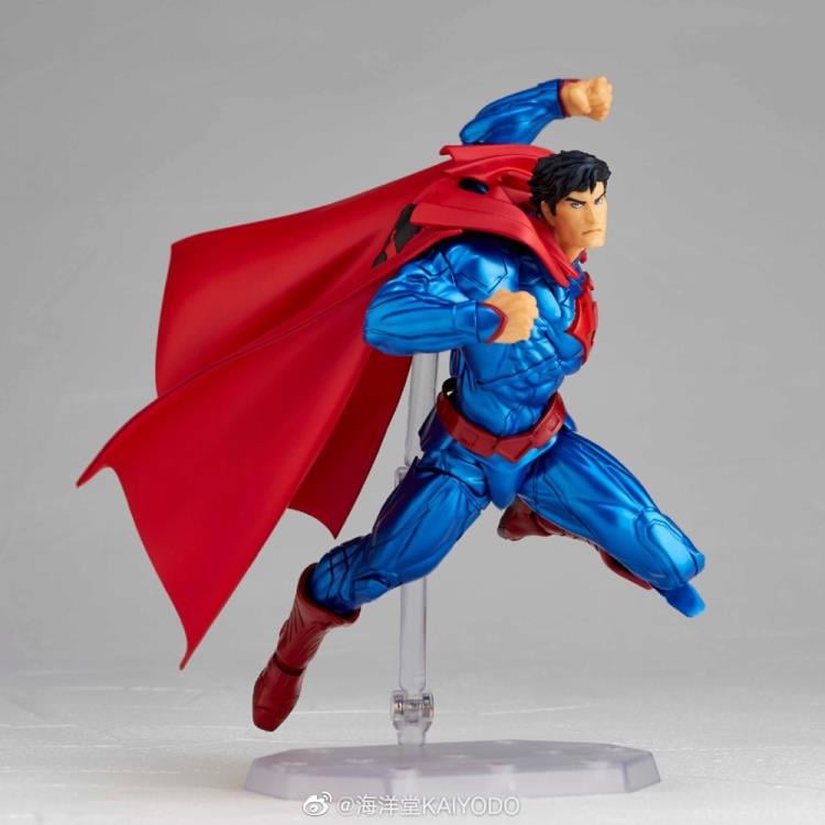 DC Comics: The New 52 Amazing Yamaguchi Revoltech No.027 Superman Action Figure Gallery Image 9