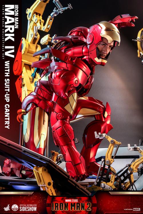Iron Man 2 QS021 Iron Man and Suit-Up Gantry 1/4 Scale Collectible Figure Set Gallery Image 15