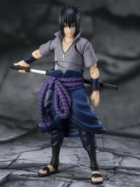 Naruto: Shippuden S.H.Figuarts Sasuke Uchiha (He Who Bears All Hatred) Action Figure Gallery Image 5