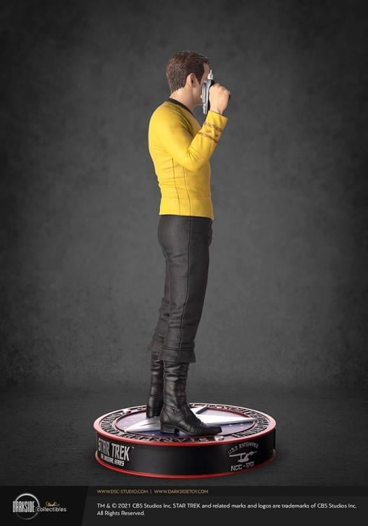 Star Trek: The Original Series Captain James T. Kirk 1/3 Scale Limited Edition Statue Gallery Image 6