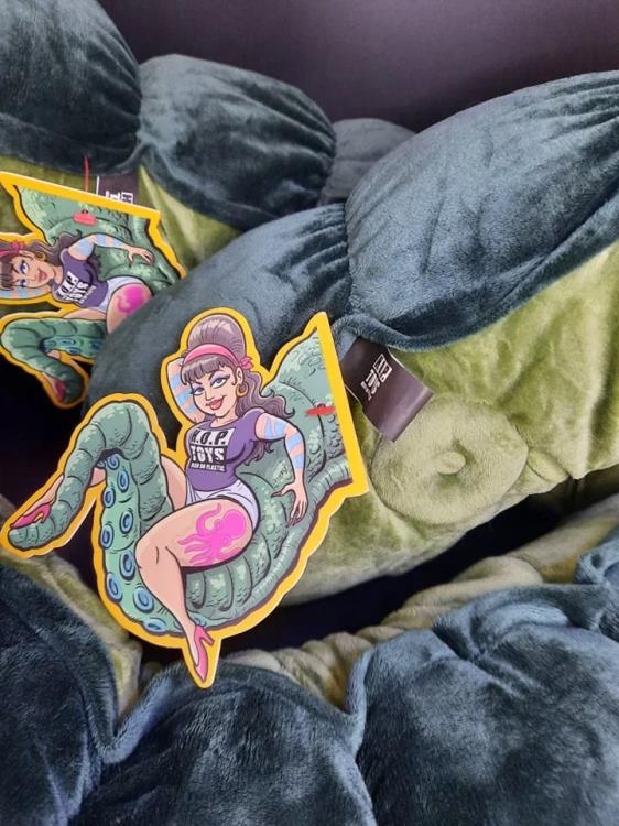Giant Tentacle Five-Foot Plush Gallery Image 4
