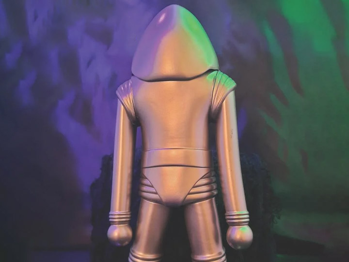 Earth vs.the Flying Saucers Alien 12-Inch Vinyl Figure Gallery Image 1