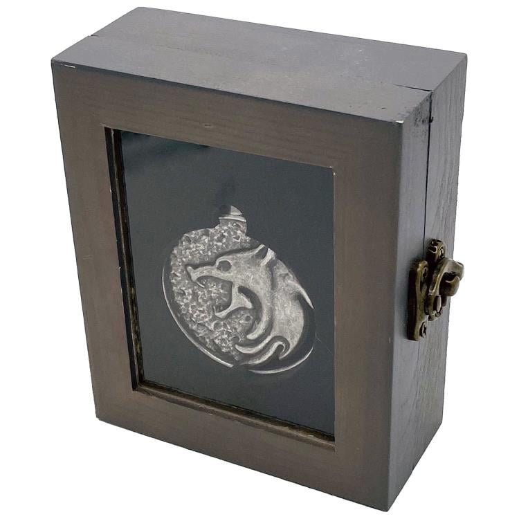 The Witcher (Netflix) Geralt Medallion Gallery Image 4