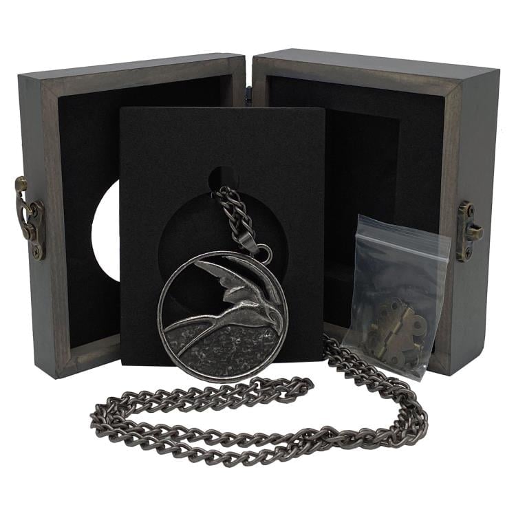 The Witcher (Netflix) Ciri Medallion Gallery Image 3