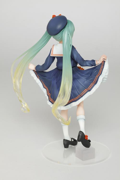 Vocaloid Hatsune Miku (3rd Season Autumn Ver.) Figure (Reissue) Gallery Image 8