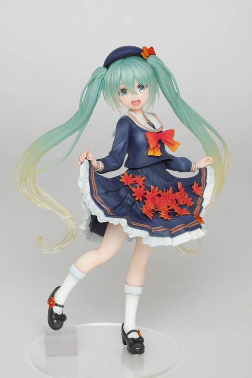 Vocaloid Hatsune Miku (3rd Season Autumn Ver.) Figure (Reissue) Gallery Image 3