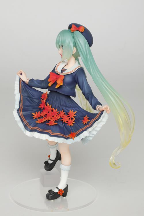 Vocaloid Hatsune Miku (3rd Season Autumn Ver.) Figure (Reissue) Gallery Image 5