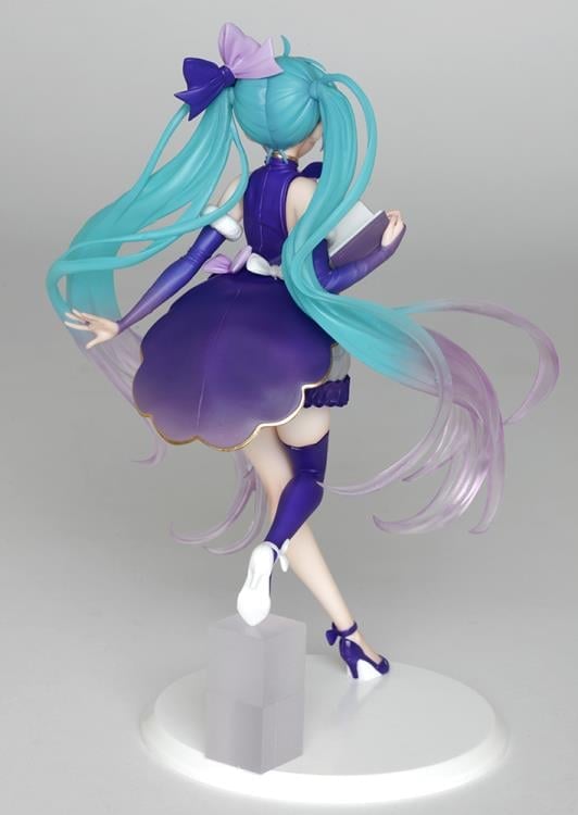 Vocaloid Hatsune Miku (3rd Season Winter Ver.) Figure (Reissue) Gallery Image 8