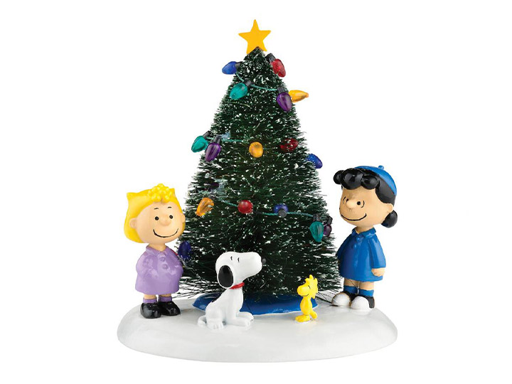 Peanuts Village O' Christmas Tree Figurine Gallery Image 1