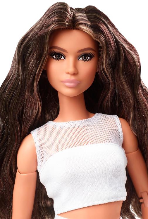Barbie Looks Barbie Doll (Original, Brunette Hair) Gallery Image 11