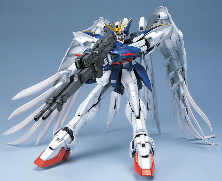 Gundam Wing: Endless Waltz PG Wing Gundam Zero Custom 1/60 Scale Model Kit Gallery Image 5