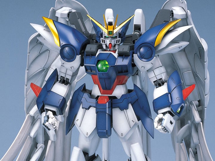 Gundam Wing: Endless Waltz PG Wing Gundam Zero Custom 1/60 Scale Model Kit Gallery Image 1