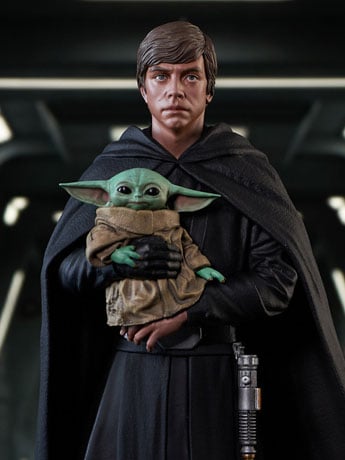 The Mandalorian Premier Collection Luke Skywalker & Grogu 1/7 Scale Limited Edition Statue Gallery Image 2