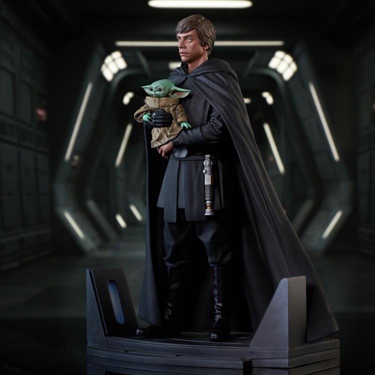 The Mandalorian Premier Collection Luke Skywalker & Grogu 1/7 Scale Limited Edition Statue Gallery Image 6