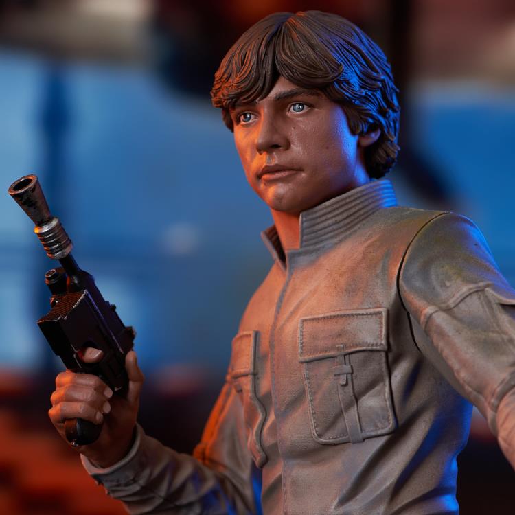 Star Wars: The Empire Strikes Back Luke Skywalker 1/6 Scale Limited Edition Bust Gallery Image 14