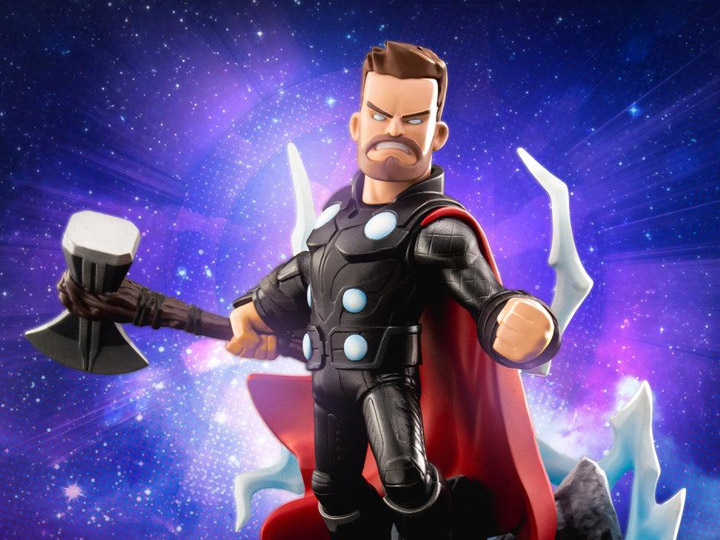 Avengers: Endgame Premium PVC Thor Gallery Image 1