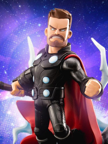 Avengers: Endgame Premium PVC Thor Gallery Image 2
